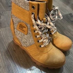 Sorel Lexie Wedge Boot